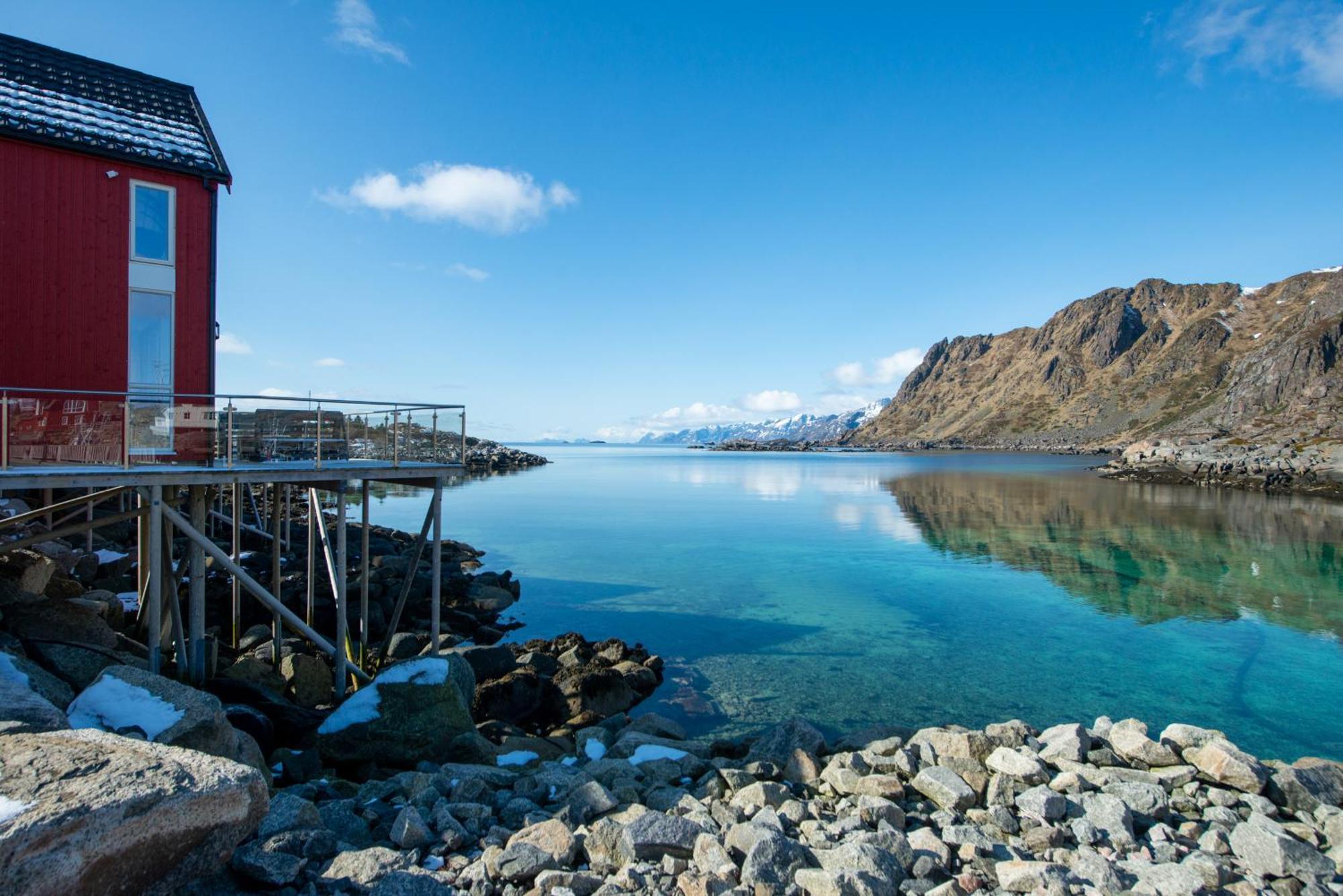Lofoten Waterfront Luxury Lodge Ballstad Exterior foto
